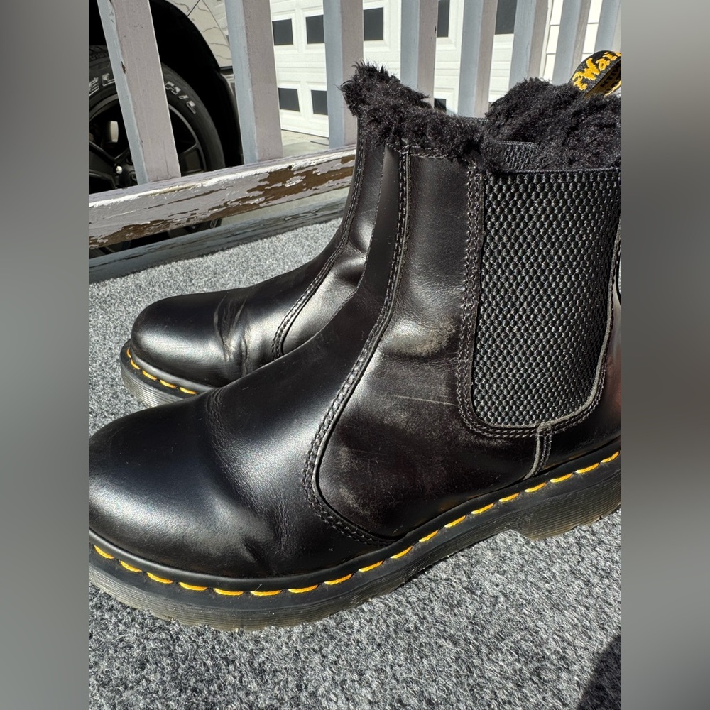 Dr. Martens Leonore fur Boots - Picture 9 of 9